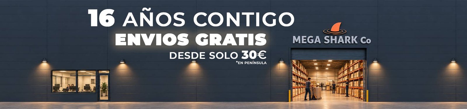 Fachada de almacén logístico de MegaSharkCo con envíos gratuitos